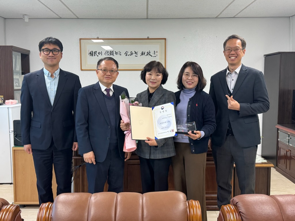 251201 승진임용식(이금연)_4.jpg