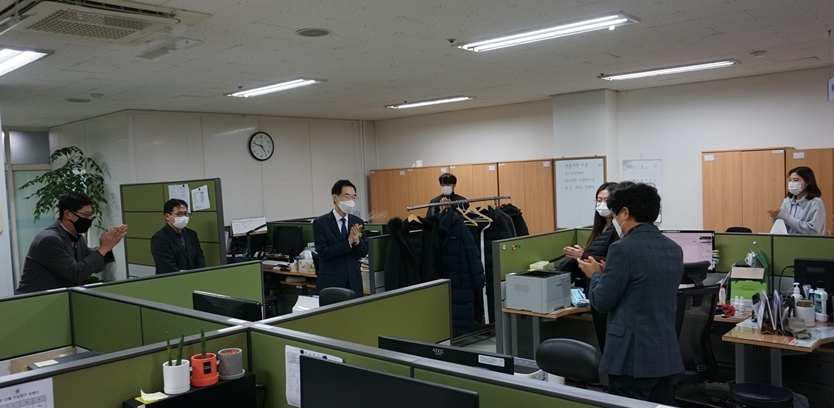 환영사진