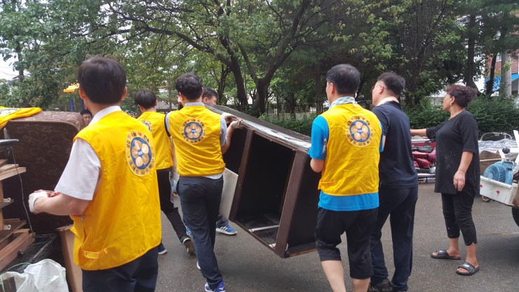 피해복구현장 직원들